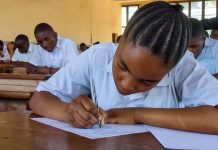 Abanyenshuri bari mubice bigenzurwa na M23 bakoze ibizamini bya leta